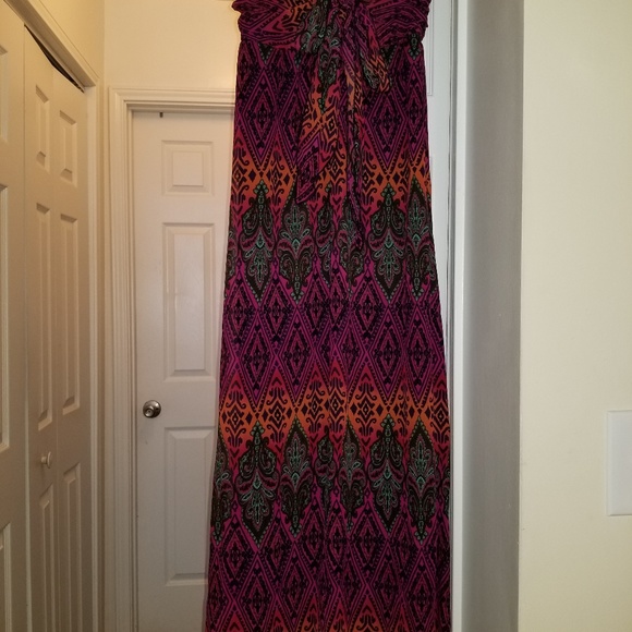 Halter Maxi Dress - Picture 2 of 5